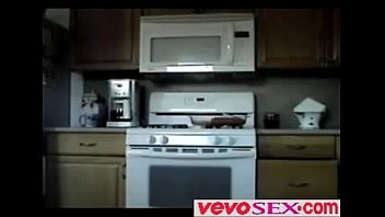 Masturbating In The Kitchen Homemade vevosex Amateur