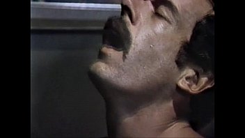 Dr. Bizarro (1983) - Fellation & éjaculations coupées