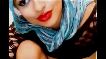 Slut araba gioca con dildo in cam - Guarda dal vivo su EliteArabCams.com