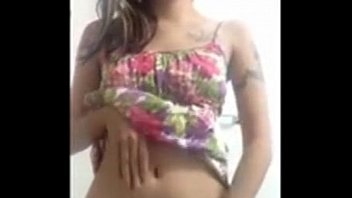 Novinha Magrinha Gostosinha Tirando a Roupa Free Porn