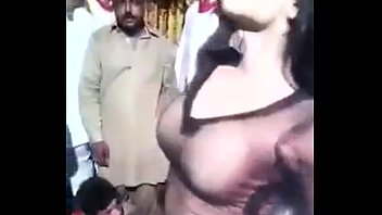Ballo sexy pakistano