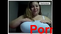 Girl Flashing Huge Tits more on - PornSprint.com