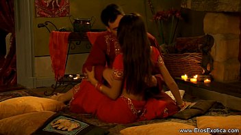 Intimes Liebesspiel für indische Liebhaber