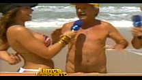 Женщина-папоротник на нудистском пляже, HD