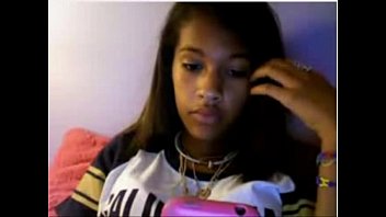 Hot Black Teen Jennifer Fingering On Webcam - livesologirls.com