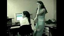 лесбиянки в офисе