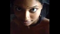 giovane selfie indiano sotto la doccia - XVIDEOS.COM