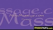 Internet-Treffen endet in einer Happy-End-Massage 9