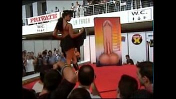 Barcelona erotic porn festival 2003 - Tania -Striptease integral xxx