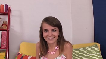 Free legal age teenager tube porn clips