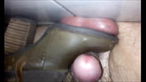 crushing balls whit boots and cum full video in http://extrecey.com/wa1