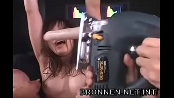 日本の女の子極端な緊縛乱暴なセックスと潮吹き-BRONNEN.NET/INT/
