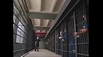 belladonna cárcel gangbang