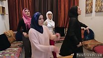 Подростковая реальность впервые, горячие арабские девушки пробуют секс вчетвером