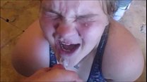 Compilation di Cum Facials su ragazzi arrapati disperati che colpiscono carichi enormi, bocca, naso, occhi e capelli