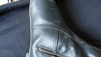 Dry waxing in worn women's boots.