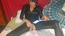 Любительское видео - 52-летняя Белль возбужденная зрелая милфа играет со своей киской