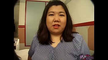 ma0045 - Lésbicas asiáticas maduras comem bucetas grandes e gordas.