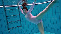 Sirena subacquea calda di Liza Bubarek
