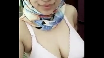 Студентка Санге в хиджабе обнаженная дома | Видео в формате Full HD: https://semawur.com/WpLQgbdrogm9