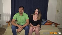 La jeune Marisol aime le sexe avec son petit ami inexpérimenté