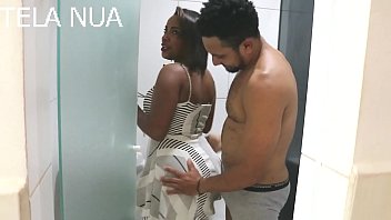 SAMIRA FERRAZ vs MR.ROLAと俳優PAUZUDOとのセックスを望んでいる別の黒いラブダ（赤に続く）