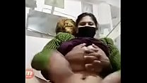 Indische Bhabhi große Brüste