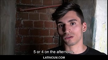 Худощавого молодого латинского твинка-парня в любительском видео трахнули на рабочем месте в видео от первого лица