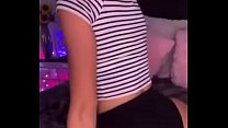Hot teen shaking ass on webcam