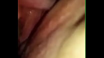 Sperme féminin sur ma bite et encore sur ma langue