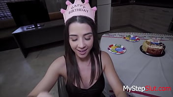 's Lil Princess e il suo diciottesimo compleanno Fuck- Kylie Rocket