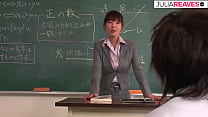 Tokio 女老師在教室裡亂搞，完整的日本未經審查的電影