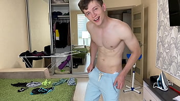 Teen Boy trying to Hide Monster Cock ( 23 CM ) in Tight Pants from his Daddy / Unncut / Big Dick /