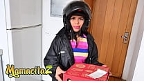 MAMACITAZ-（Lucero Perez＆Charles Gomez）ラティーナピザの女の子が顧客からコックを取得