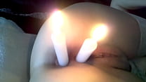ESTREMO - Due candele una nella sua figa e una nel culo