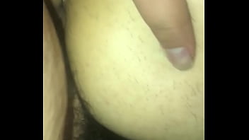 Sexy Teen Transen blonde Schlampe bekommt ihren Arsch hart gehämmert und Sperma auf ihre Brust tief und schnell (Daisy Taylor, Aspen)