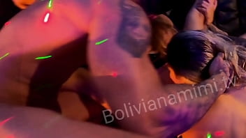 Orgia en la limousina con Charlotte Vih.. De los puterios mas ricos que he hecho  Quieres ver el video con mas de una hora de sexo? Entra en bolivianamimi.tv