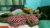 Indisches Teenie-Paar virales heißes Sexvideo !! Dorfmädchen gegen klugen Teenie-Junge echten Sex