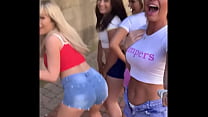 Tammy Pink Chloe Knickx на публике носит Pampers! | (Декабрь 2021 г.)