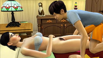 Il figliastro giapponese trova la sua matrigna nuda a letto dopo essersi masturbato ed essere vergine, era curioso di vedere com'era la sua figa e le ha offerto del sesso orale, poi ha continuato