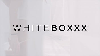WHITEBOXXX - (Casey A, Ricky Rascal) - Bella bionda adolescente ottiene una strabiliante scopata appassionata dal suo amante del cazzo grosso - Scena completa