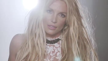 Britney a battu