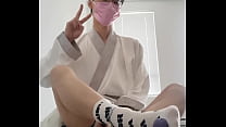 asiatique hanfu sissy femboy minet chaussettes blanches à genoux anal et énorme éjaculation