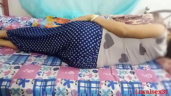 Новобрачная деревенская бхаби трахается (официальное видео от localsex31)