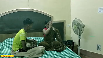 Горячий грубый секс индийской бенгальской мачехи с сыном молодой женщины! с чистым звуком