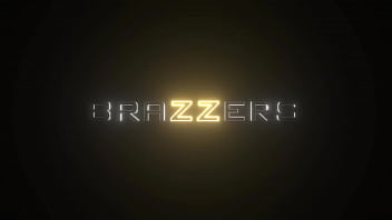 Banging My Hubby's Best Bud - Luna Star / Brazzers / полный стрим с www.brazzers.promo/hub