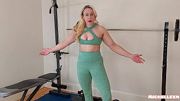 Muscle girl domination and gym sex 2