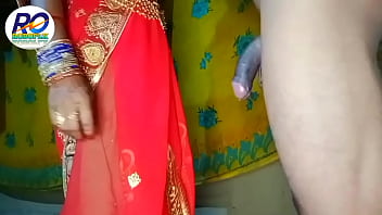 Indiano bhabhi scopa cavalla in ospedale, raccoglie sari rossi, succhia il culo 3