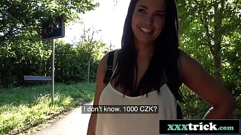 Чешскую красотку с огромными сиськами сняли за полезные деньги (Chloe Lamour)