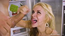 Blowpass - Le 5 migliori scene di Sarah Vandella - Una delle bionde tettone più sexy che succhia il cazzo